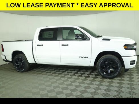 New 2026 RAM 1500 4x4 Crew Cab image 2