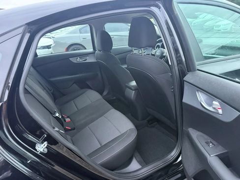Used 2023 Kia Forte LXS FWD image 27