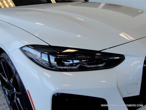 Used 2022 BMW M440i xDrive Gran Coupe w/ Shadowloine Package AWD/4WD image 33