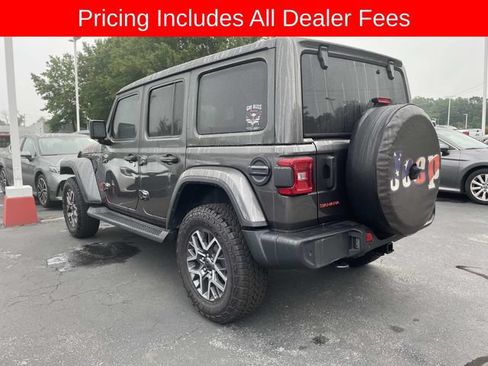 Used 2025 Jeep Wrangler Unlimited Sahara w/ Safety Group AWD/4WD image 7