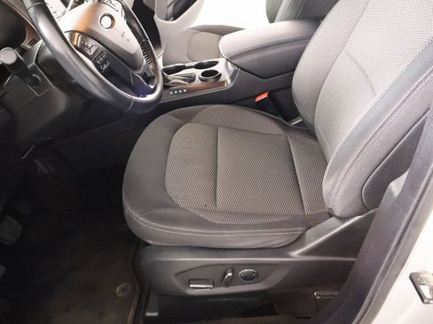 Used 2018 Ford Explorer XLT image 10