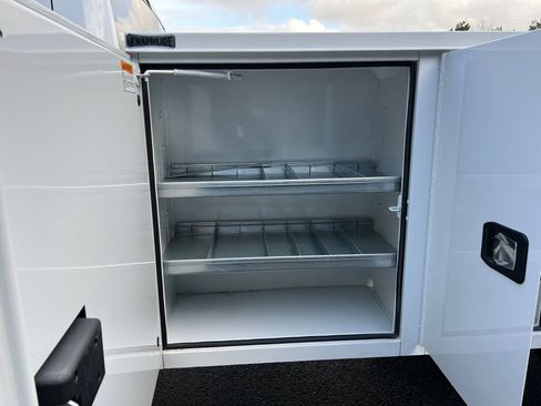 New 2024 RAM 3500 Tradesman image 18