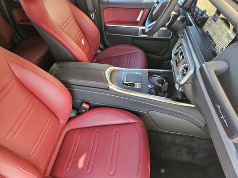 Certified 2025 Mercedes-Benz G 580 w/ EQ Technology image 15