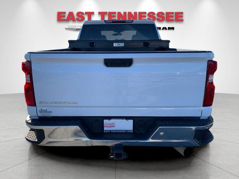 Used 2023 Chevrolet Silverado 2500 LT image 4