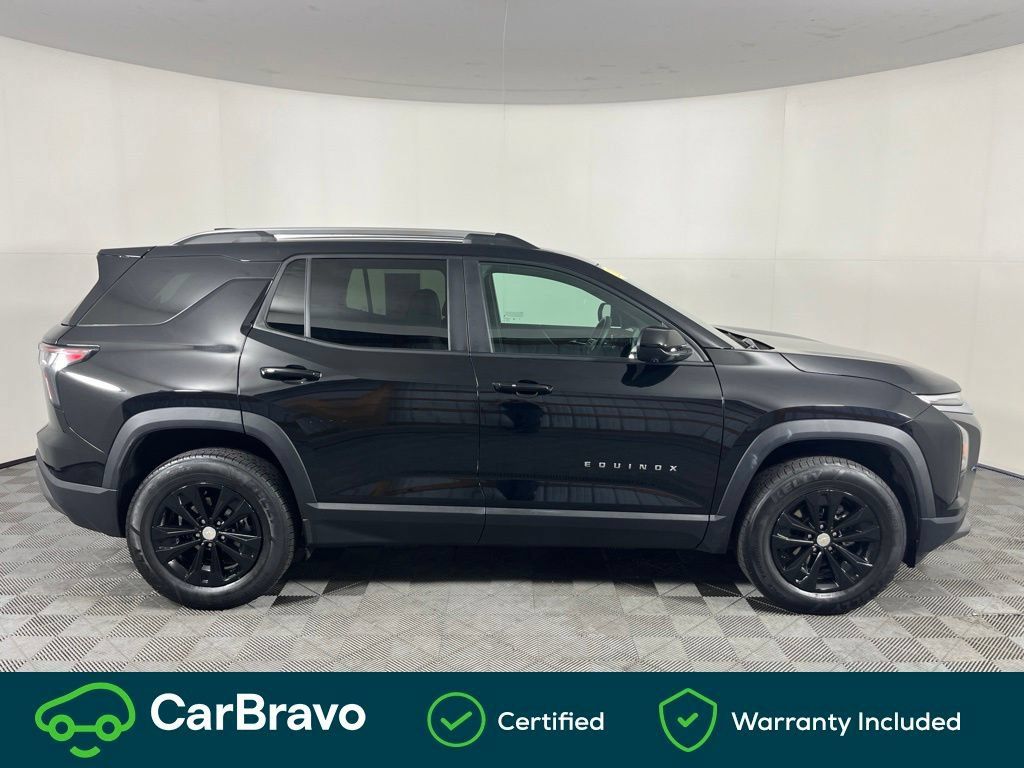 Used 2025 Chevrolet Equinox LT w/ Convenience Package II AWD/4WD image 2