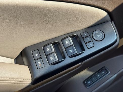 Used 2019 GMC Yukon XL Denali AWD/4WD image 13