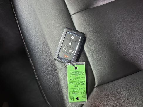 Used 2023 Jeep Grand Cherokee Limited w/ Trailer Tow Prep Group (B) image 33