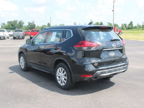 Used 2017 Nissan Rogue S FWD image 7
