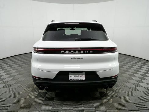 New 2026 Porsche Cayenne AWD image 32