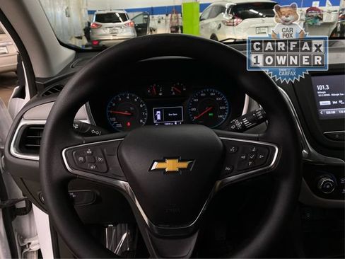 Used 2018 Chevrolet Equinox LS AWD/4WD image 22