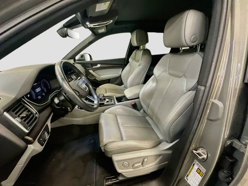 Used 2023 Audi Q5 2.0T Premium Plus w/ Premium Plus Package AWD/4WD image 13