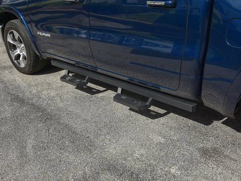Used 2020 RAM 1500 Laramie image 9