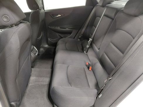 Certified 2025 Chevrolet Malibu LT image 40
