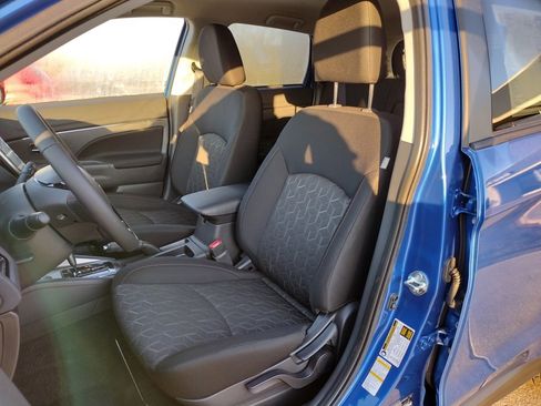 New 2025 Mitsubishi Outlander Sport LE image 6