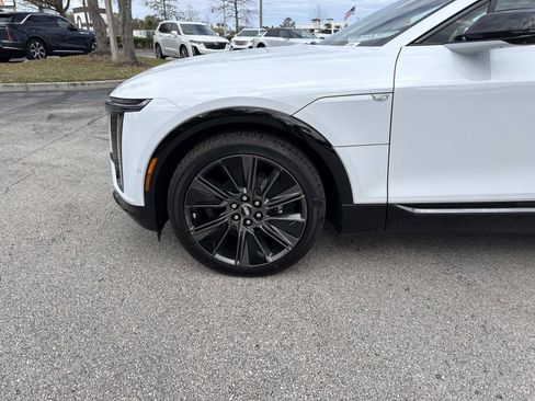 New 2026 Cadillac Lyriq Signature Sport w/ Nappa Leather Package image 9