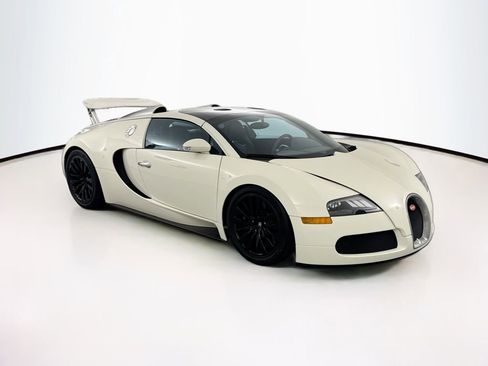 Used 2011 Bugatti Veyron AWD/4WD image 35