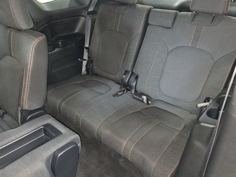 Used 2025 Honda Pilot Sport image 34