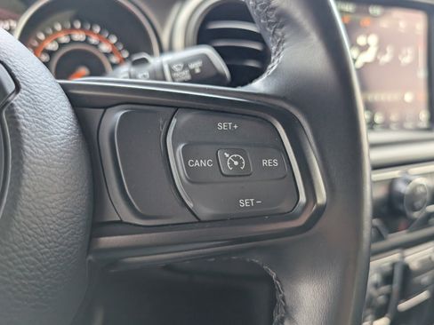 Used 2022 Jeep Wrangler Unlimited Sport w/ Sun And Sound Package AWD/4WD image 26