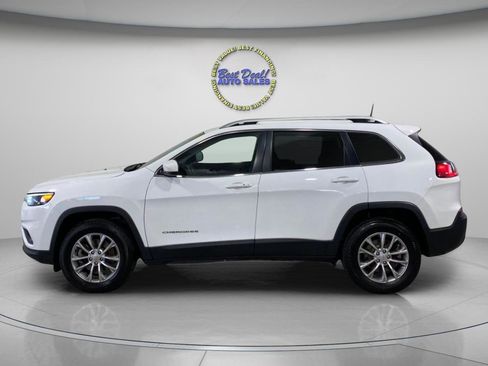 Used 2021 Jeep Cherokee Latitude Plus AWD/4WD image 2