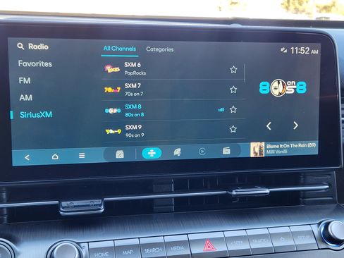 Used 2025 Hyundai Kona SEL image 22