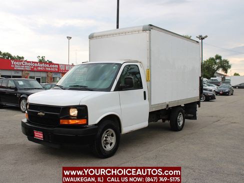 Used 2016 Chevrolet Express 3500 image 1