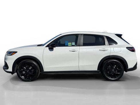 Certified 2025 Honda HR-V Sport image 2
