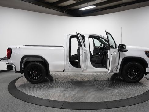 New 2026 GMC Sierra 1500 Elevation image 10