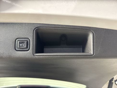 Used 2020 GMC Terrain SLT w/ Preferred Package image 34