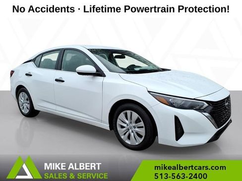 Used 2024 Nissan Sentra S image 1