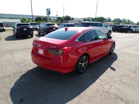 Used 2022 Honda Civic Touring image 7