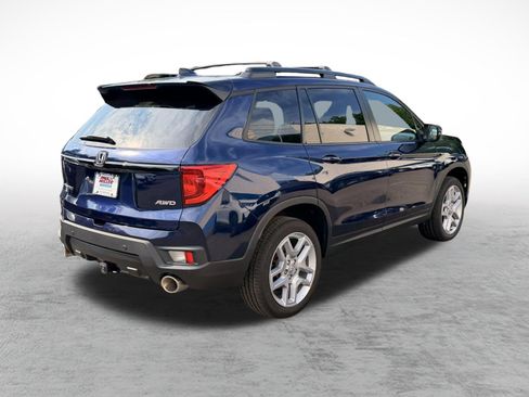 Certified 2024 Honda Passport EX-L image 6