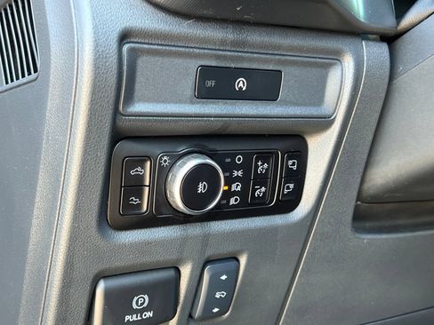 Used 2025 Ford F150 Raptor AWD/4WD image 43