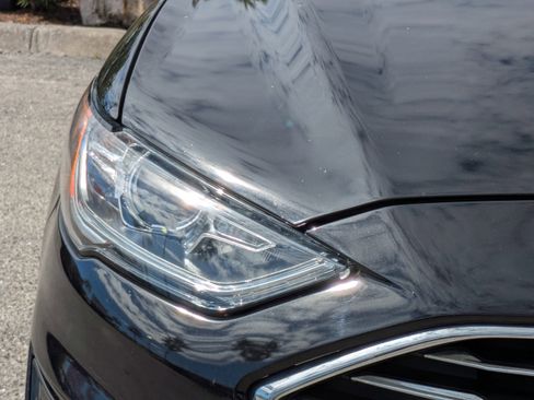 Used 2020 Ford Fusion SE image 10