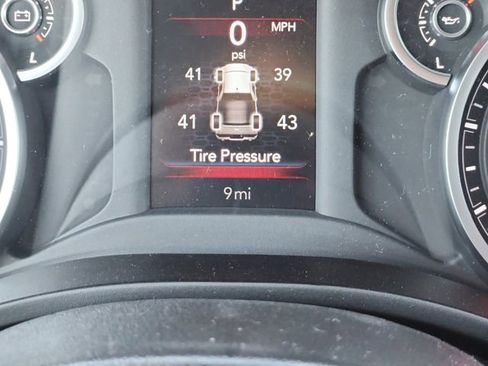 New 2025 RAM 1500 Big Horn image 16