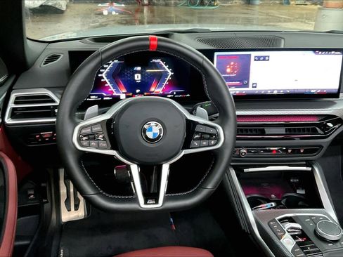 Used 2025 BMW 440i xDrive Convertible w/ Premium Package image 8