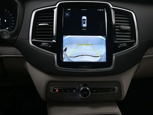 Used 2023 Volvo XC90 B6 Ultimate w/ Protection Package Premier AWD/4WD image 13