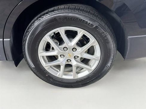 Used 2024 Chevrolet Equinox LT FWD image 31