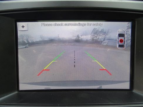 Used 2019 Ford Explorer XLT w/ Equipment Group 202A image 32