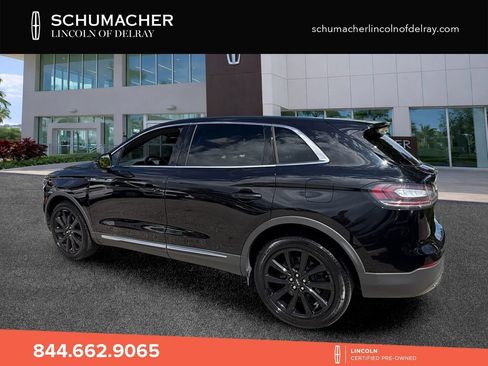 Used 2023 Lincoln Nautilus Reserve w/ Monochromatic Package AWD/4WD image 5