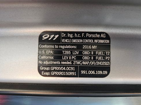 Used 2016 Porsche 911 Carrera image 39