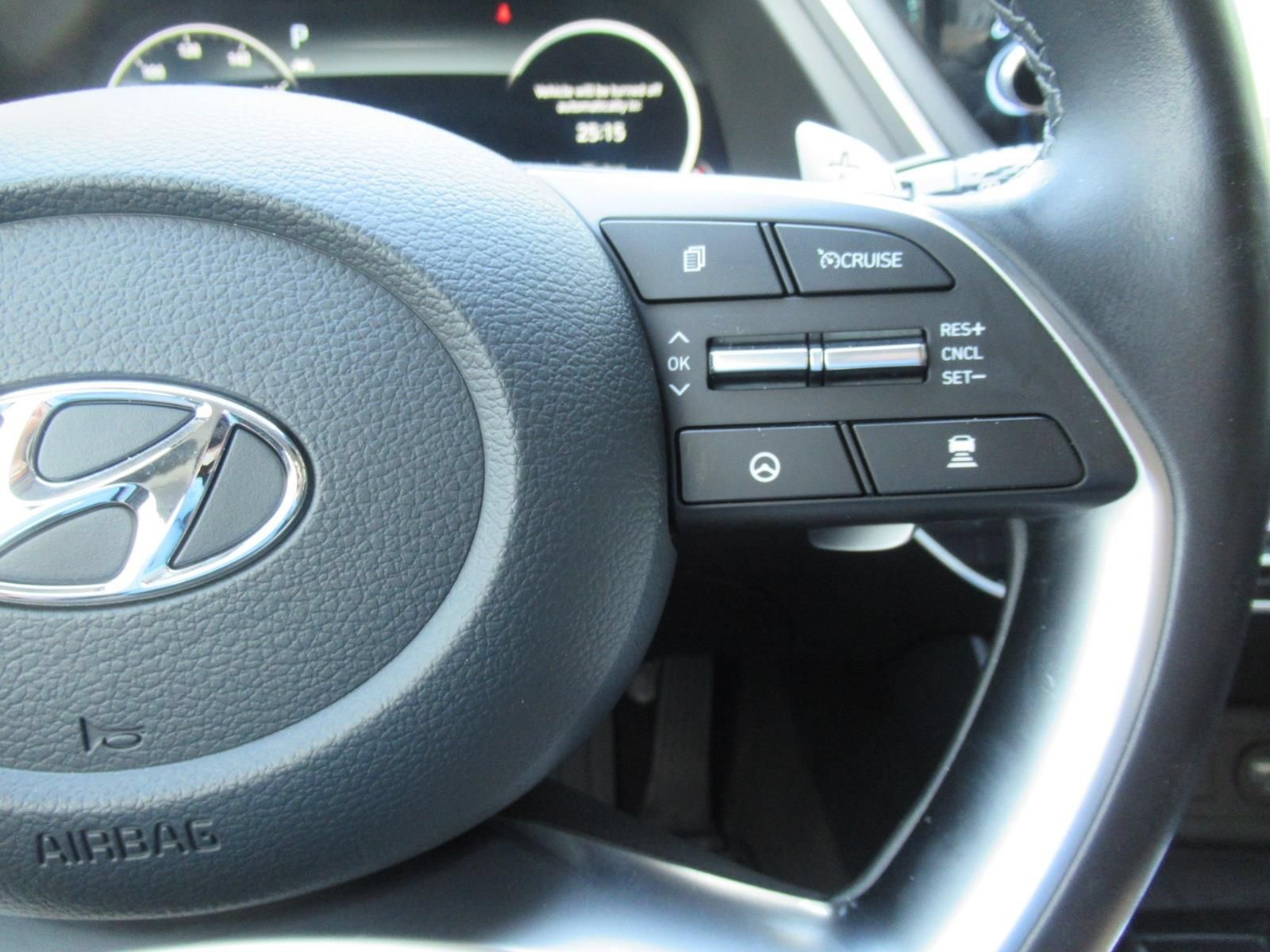 Used 2022 Hyundai Sonata Limited FWD image 26