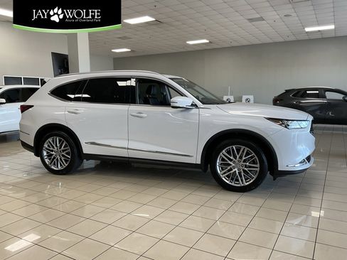 Used 2023 Acura MDX SH-AWD w/ Advance Package image 1