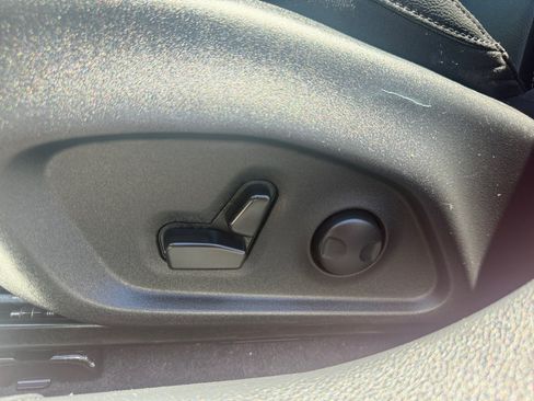 Certified 2025 Jeep Compass Limited AWD/4WD image 14