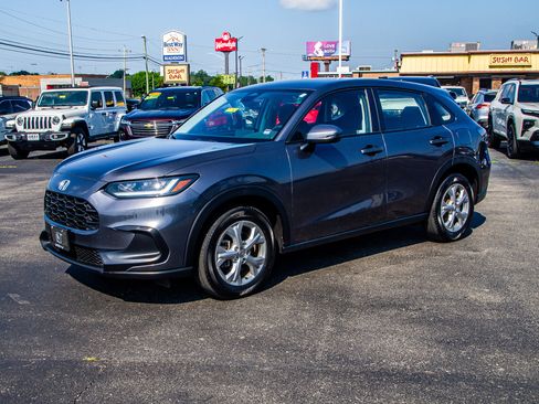 Used 2024 Honda HR-V LX image 3