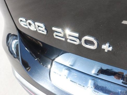 Used 2024 Mercedes-Benz EQB 250+ image 6