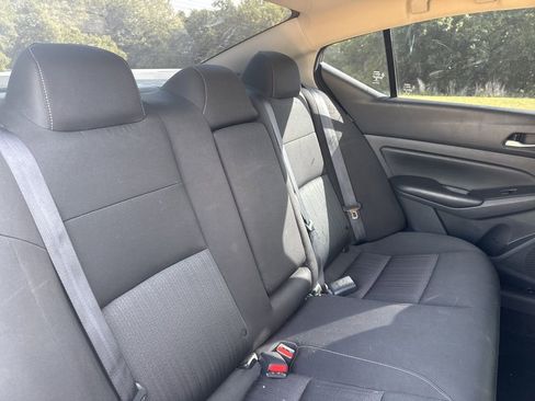 Used 2022 Nissan Altima 2.5 S FWD image 4