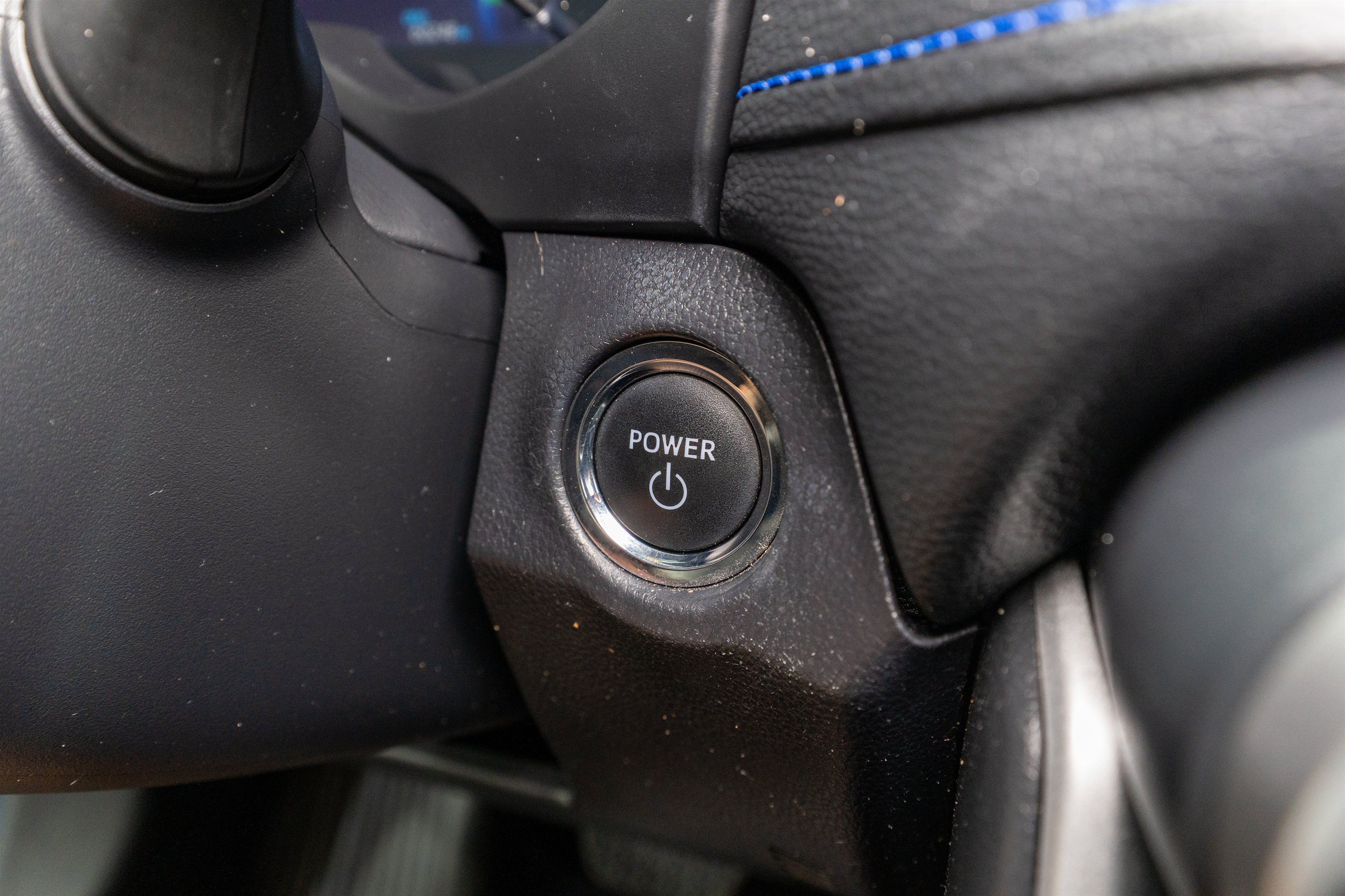 Used 2024 Toyota RAV4 XSE AWD/4WD image 28