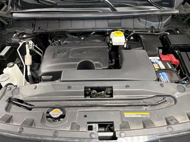 Used 2024 Nissan Pathfinder SL w/ Black Appearance Package AWD/4WD image 29