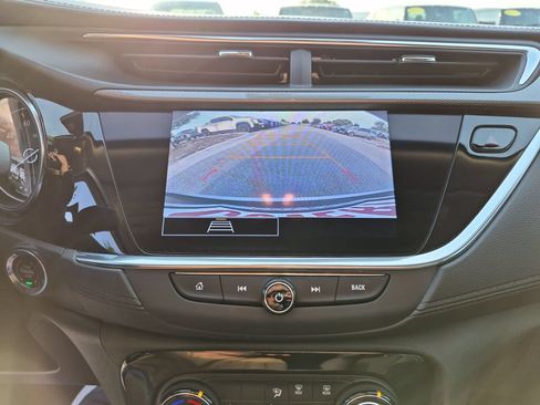 Used 2023 Buick Encore GX Preferred FWD image 28