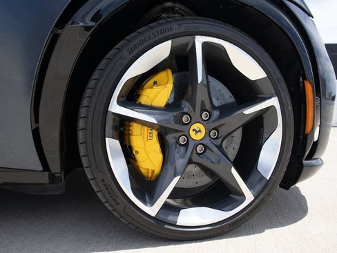 Used 2025 Ferrari Purosangue AWD/4WD image 14